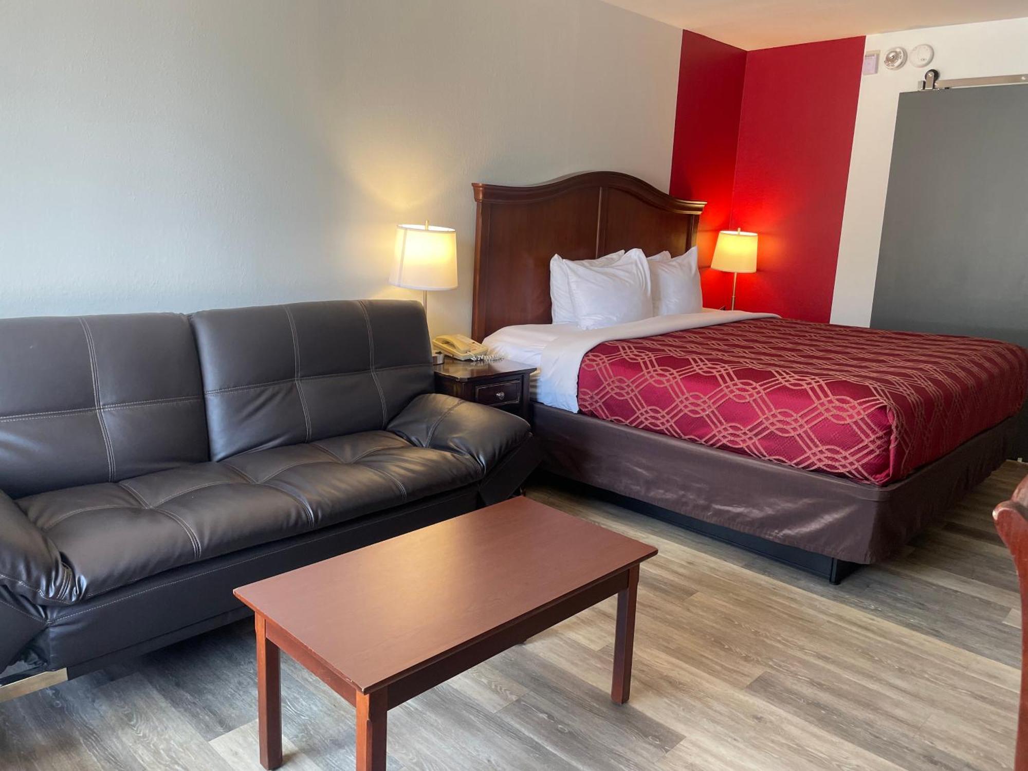 Отель Ramada By Wyndham Branson Theatre District Экстерьер фото